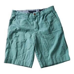 Tommy Hilfiger classic fit men's pastel green shorts size 32